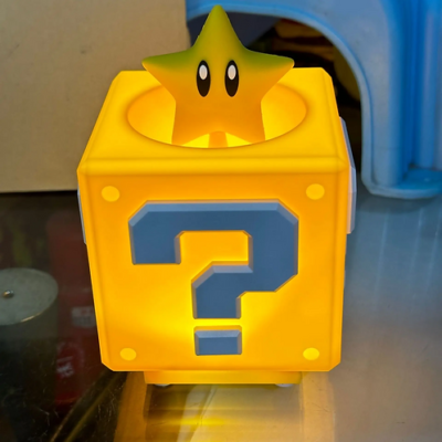 Lámpara Super Mario Super Estrella