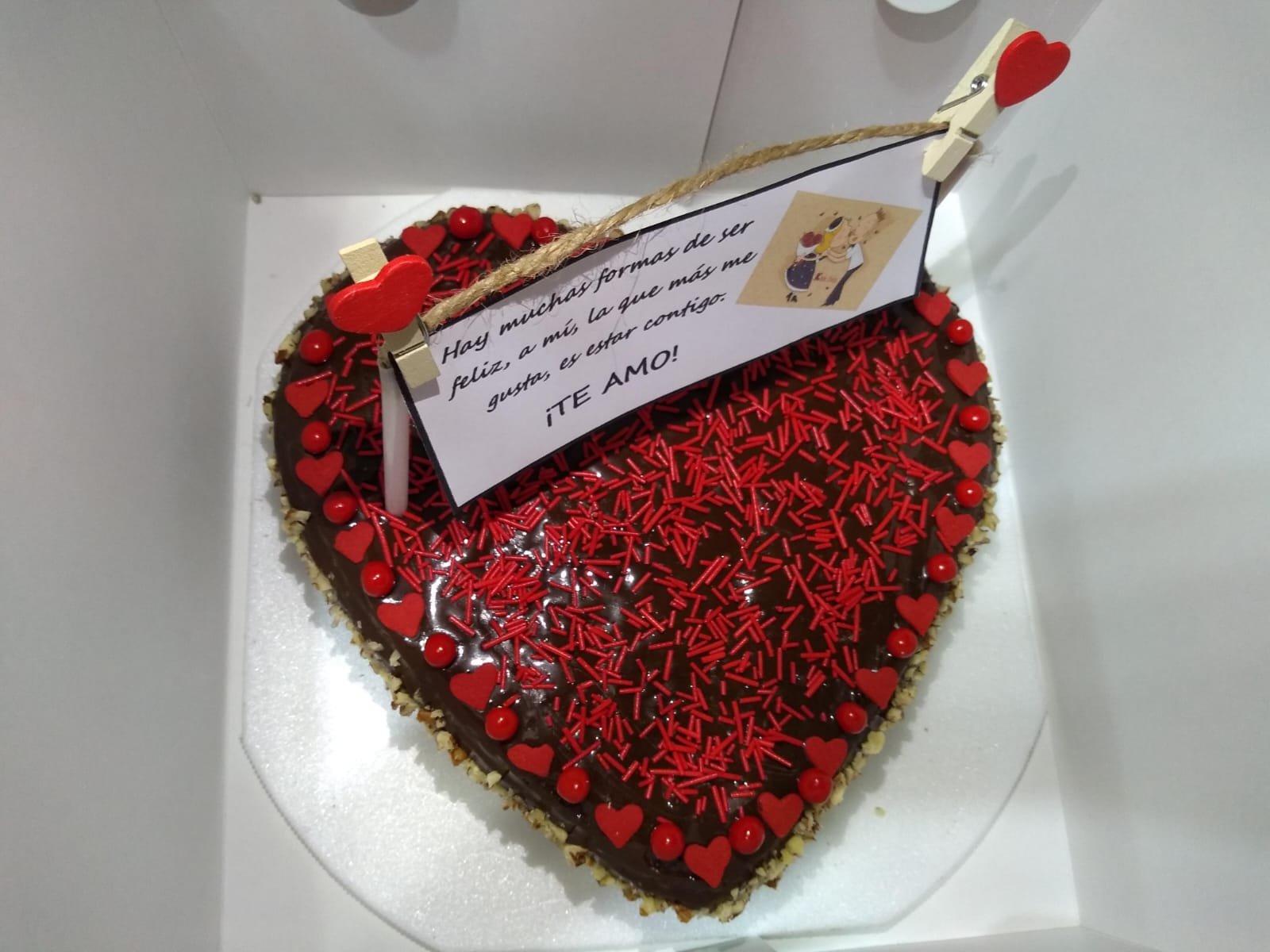 Torta Corazón de Chocolate "Mensaje de Amor" - Imagen 2