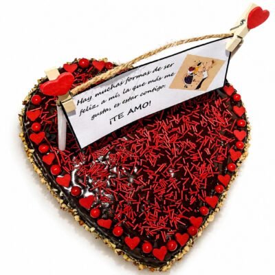 Torta Corazón de Chocolate "Mensaje de Amor"
